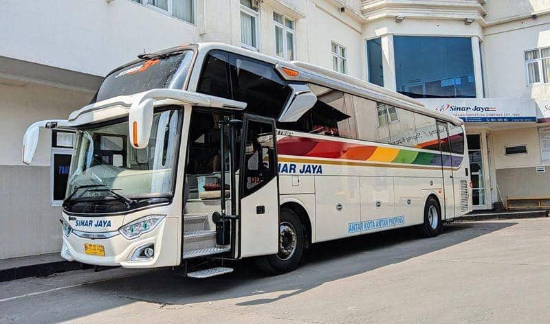 Why Choose Sinar Jaya Menganti-Glinggang Bus Agency for Comfortable Travels in Cilacap?